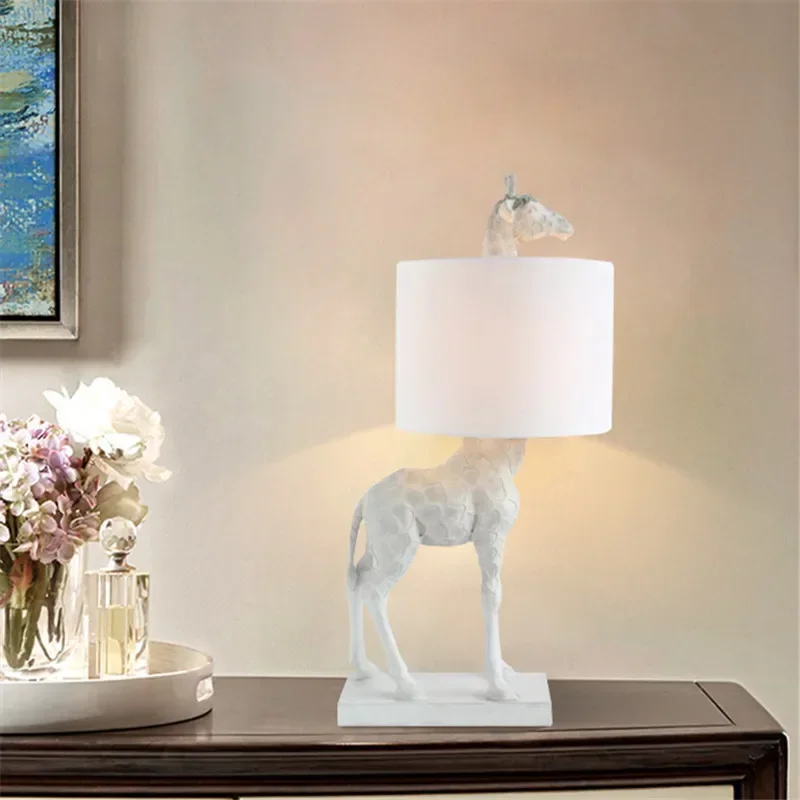 Lampu Meja Jerapah Resin Desai - Resin Art On Floor ulasan dan harga