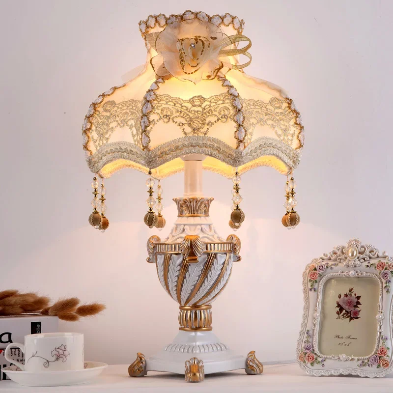 Lampu Meja Resin Antik Putri N - Resin Art On Floor ulasan dan harga
