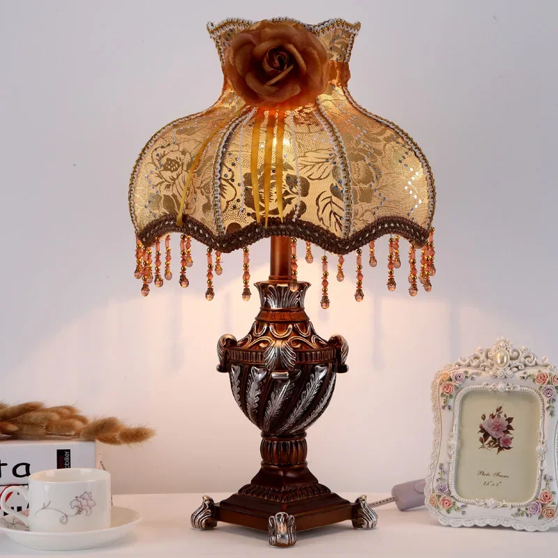 Lampu Meja Resin Antik Putri N - Resin Art On Floor ulasan dan harga